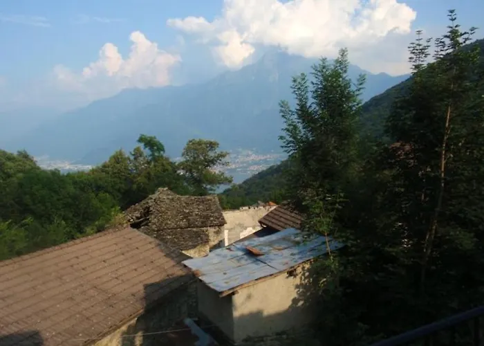 Cozy In 70 M² With Mountain View Terrace דירה Livo (Lombardy)